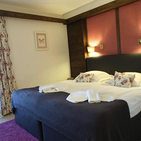 Hotel-Restaurant Zum Hirschhaus Inklusiv Chiemgaukarte Ruhpolding Dış mekan fotoğraf