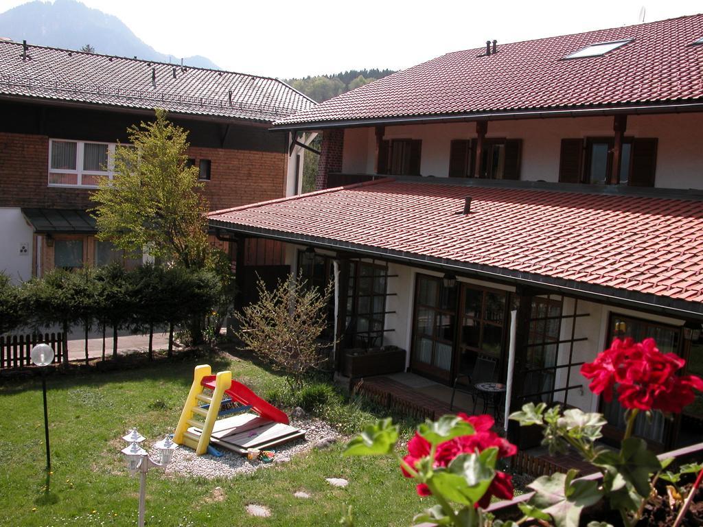 Hotel-Restaurant Zum Hirschhaus Inklusiv Chiemgaukarte Ruhpolding Dış mekan fotoğraf