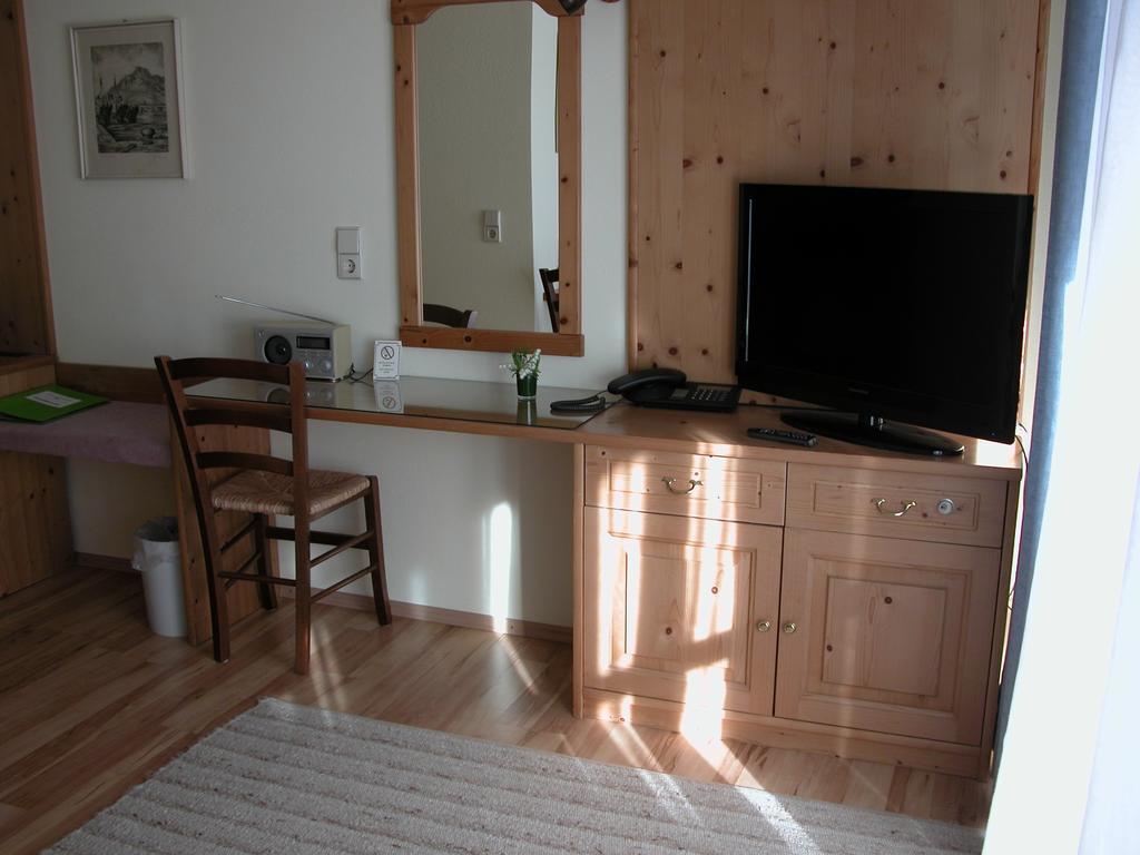 Hotel-Restaurant Zum Hirschhaus Inklusiv Chiemgaukarte Ruhpolding Dış mekan fotoğraf