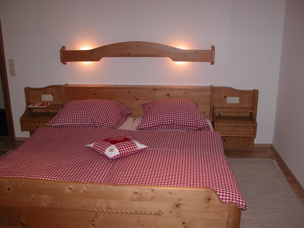 Hotel-Restaurant Zum Hirschhaus Inklusiv Chiemgaukarte Ruhpolding Dış mekan fotoğraf